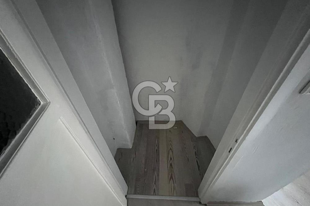 KARŞIYAKA BAHÇELİEVLER'DE KİRALIK ARAKAT 3+1 DAİRE