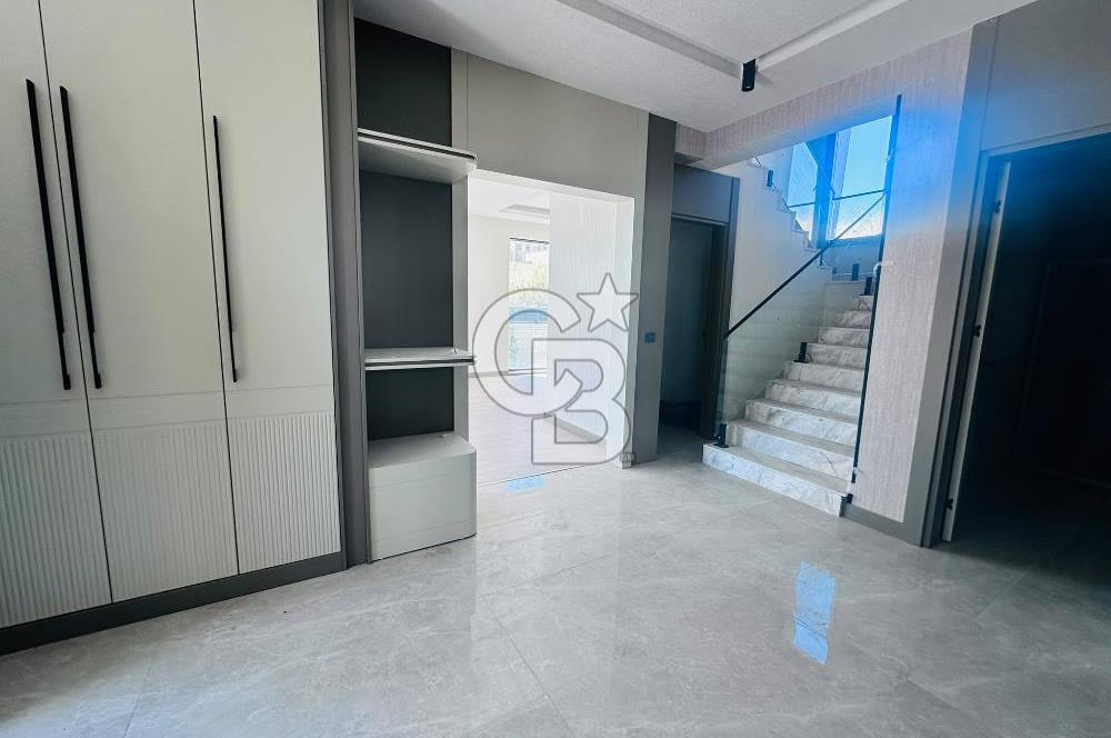 YENİMAHALLE KARACAKAYA'DA 4+1 ULTRA LÜKS VİLLA 