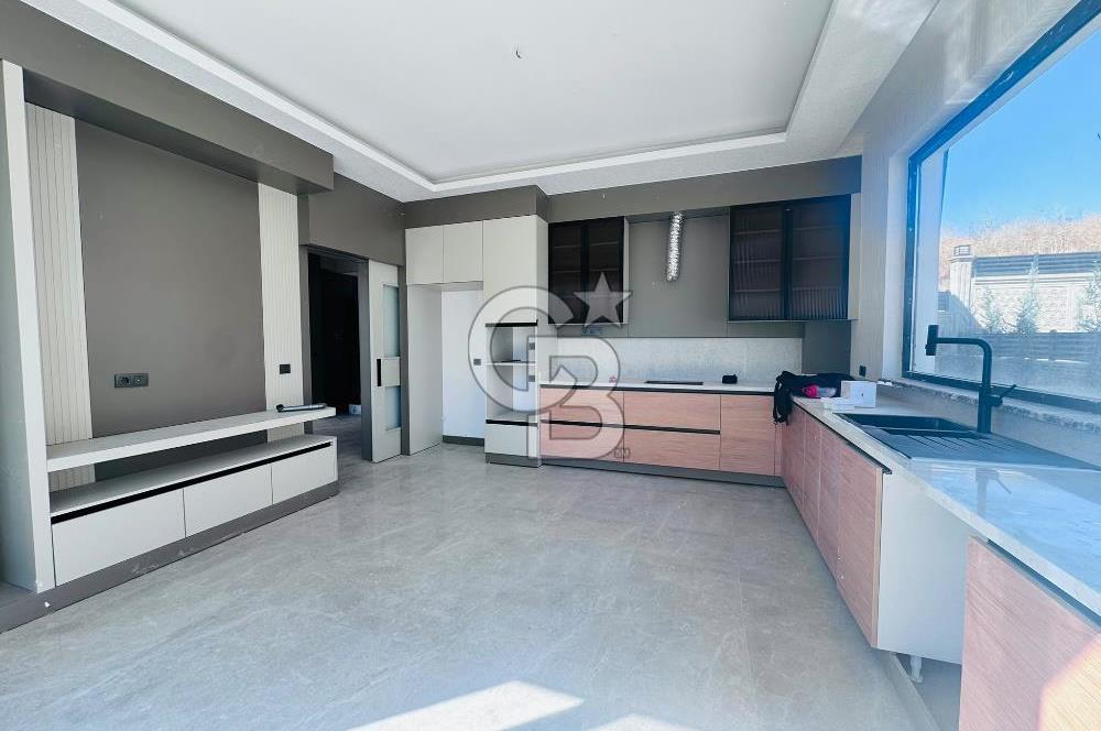 YENİMAHALLE KARACAKAYA'DA 4+1 ULTRA LÜKS VİLLA 