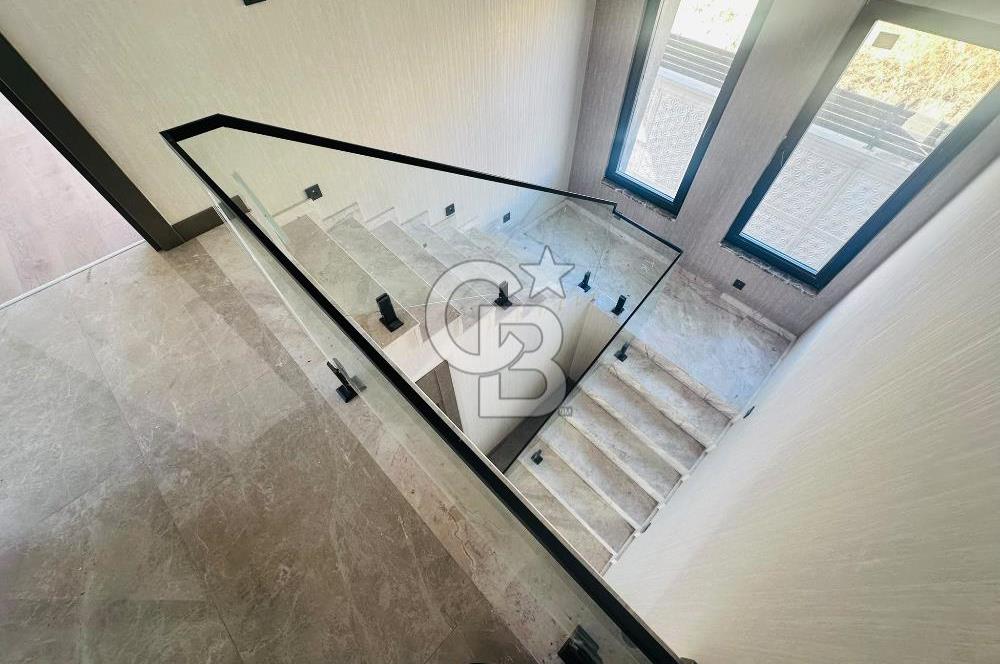 YENİMAHALLE KARACAKAYA'DA 4+1 ULTRA LÜKS VİLLA 
