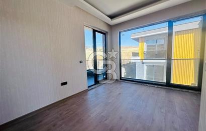 YENİMAHALLE KARACAKAYA'DA 4+1 ULTRA LÜKS VİLLA 