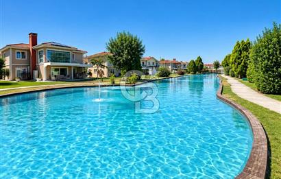 KOCAELİ KARTEPE VİLLAM 1 SİTESİNDE SATILIK 3+1 VİLLA