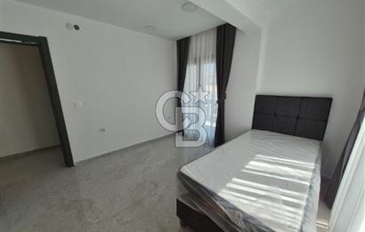Dikili Çandarlı'da Satılık Deniz Manzaralı Havuzlu 3+1 Tripleks Villa