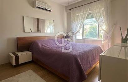 NARLIDERE MAVİSU EVLERİ'NDE SATILIK DENİZ MANZARALI 3+1 DAİRE
