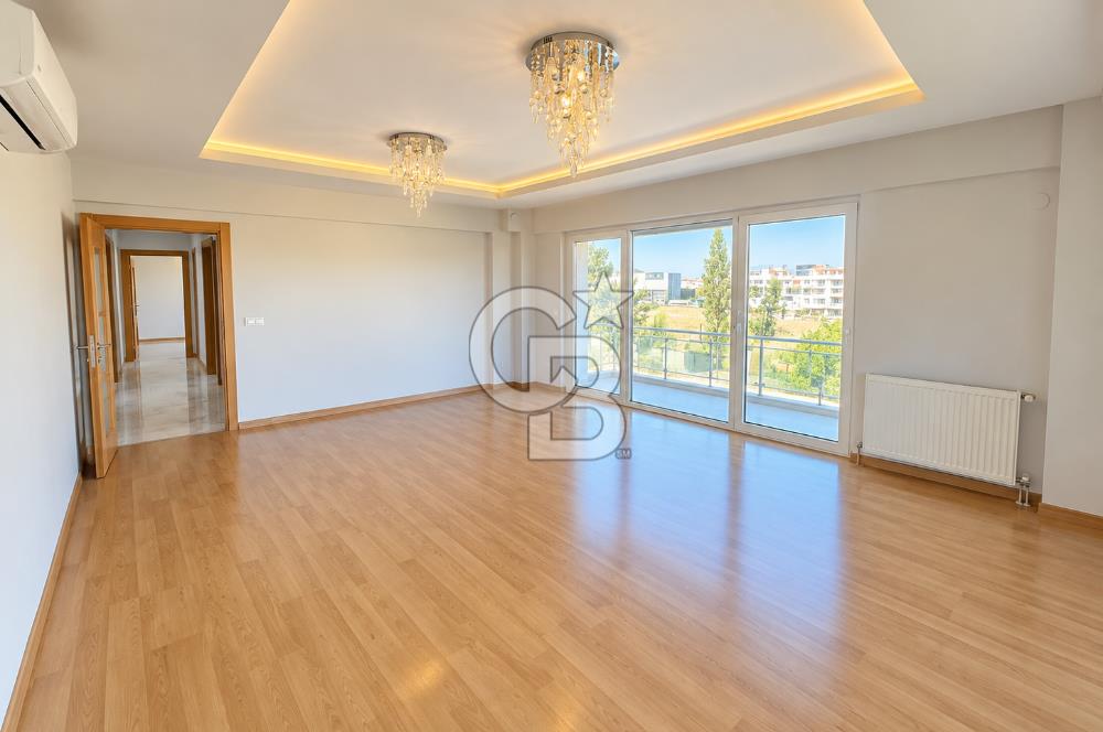 AYDOĞAN PARADISE CITYDE BOĞAZ MANZARALI 4+1 KİRALIK DAİRE
