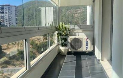 NARLIDERE MAVİSU EVLERİ'NDE SATILIK DENİZ MANZARALI 3+1 DAİRE
