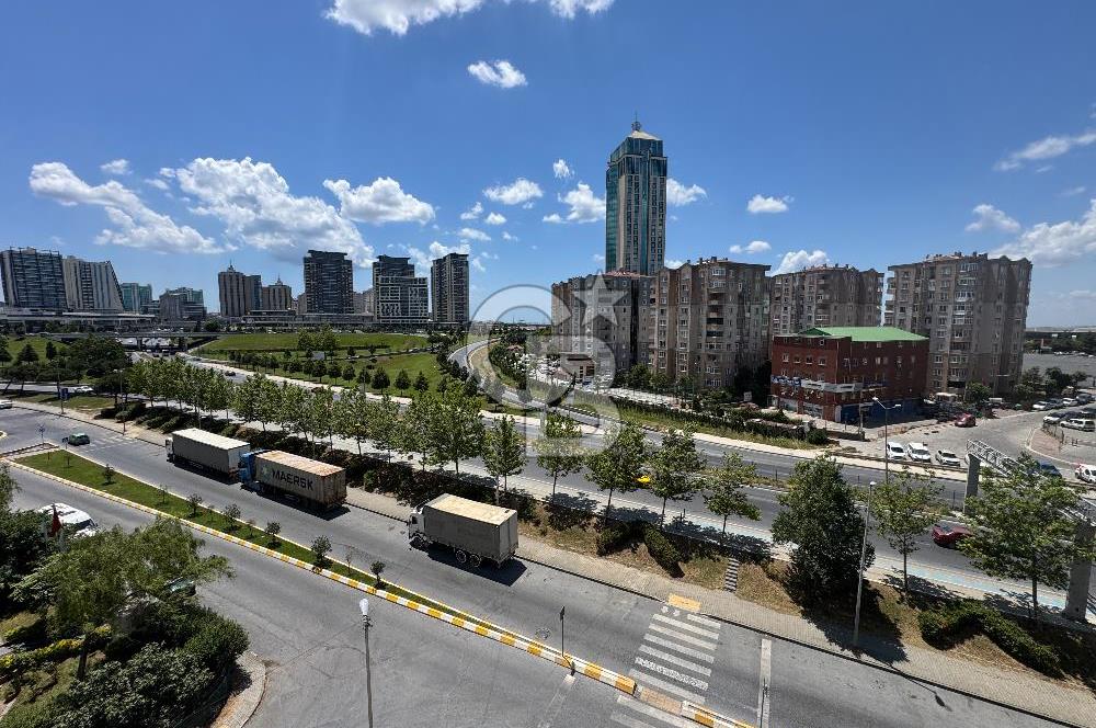 ESENYURT İKİZ KONAKLAR SİTESİNDE BOŞ KİRALIK 4+1 DAİRE