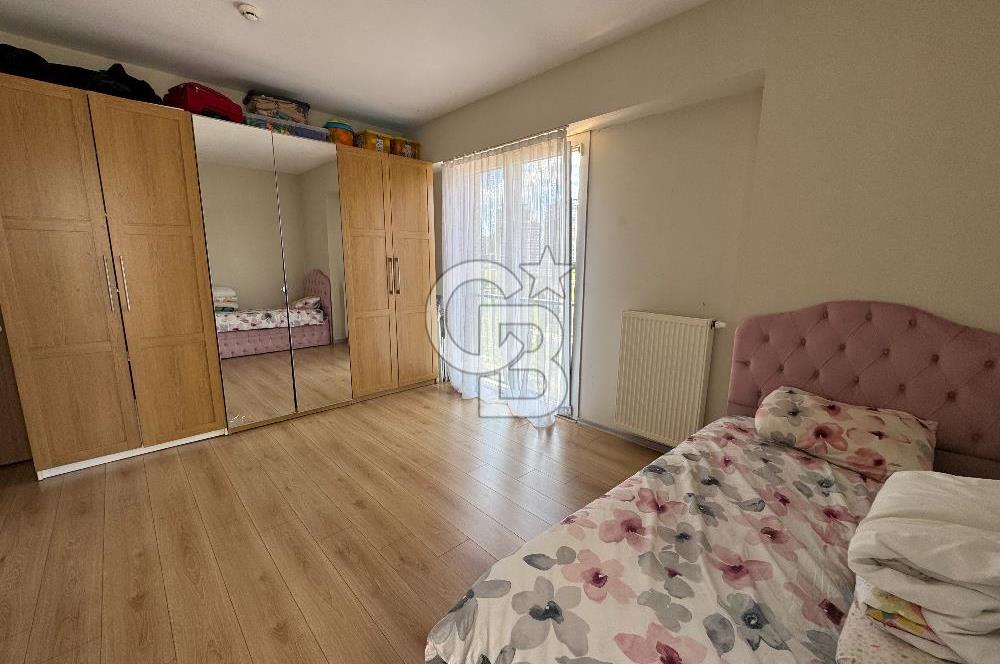 ESENYURT İKİZ KONAKLAR SİTESİNDE BOŞ KİRALIK 4+1 DAİRE