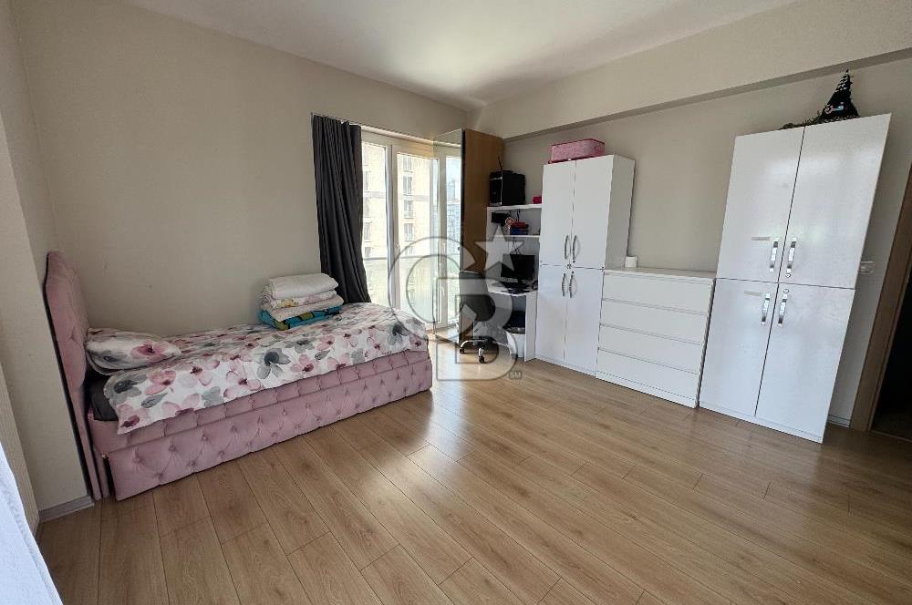 ESENYURT İKİZ KONAKLAR SİTESİNDE BOŞ KİRALIK 4+1 DAİRE