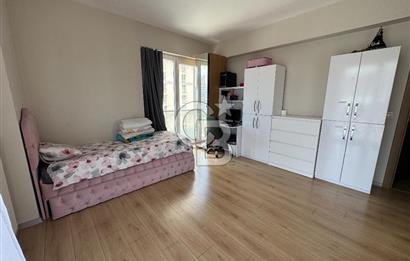 ESENYURT İKİZ KONAKLAR SİTESİNDE BOŞ KİRALIK 4+1 DAİRE