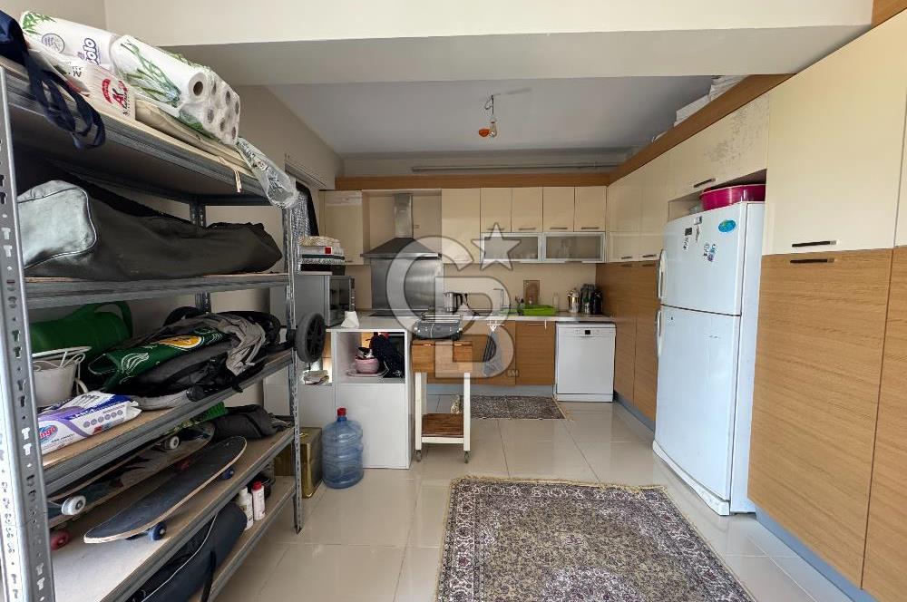 ESENYURT İKİZ KONAKLAR SİTESİNDE BOŞ KİRALIK 4+1 DAİRE