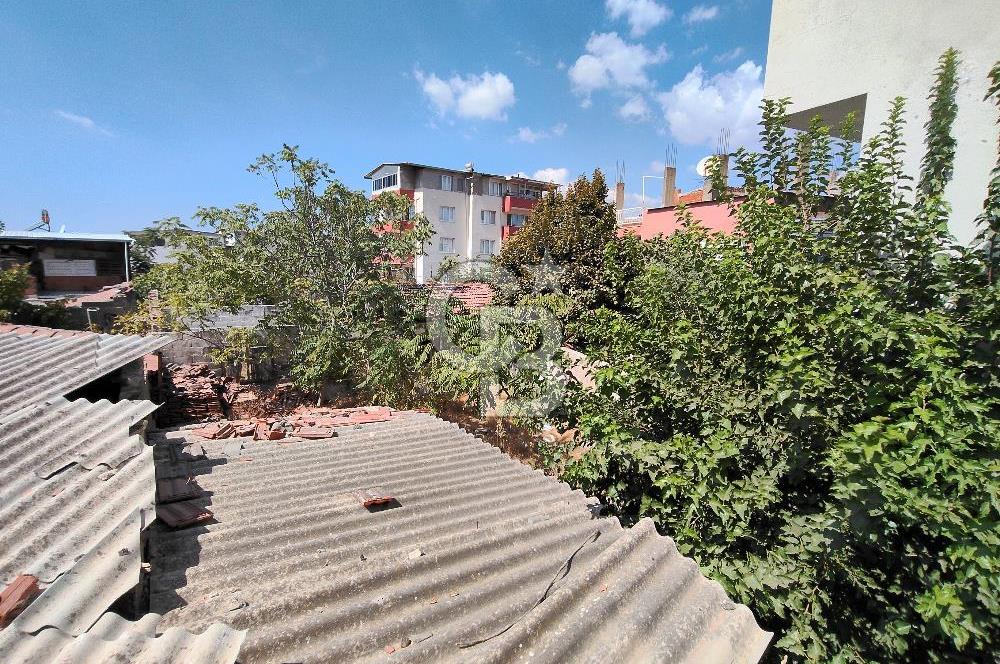 BORNOVA PINARBAŞI'DA SATILIK 2 KAT İMARLI ARSA4