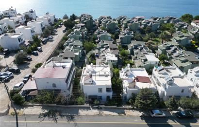 Burhaniye Pelitköy de Denize Yakın Satılık 3+1 Villa