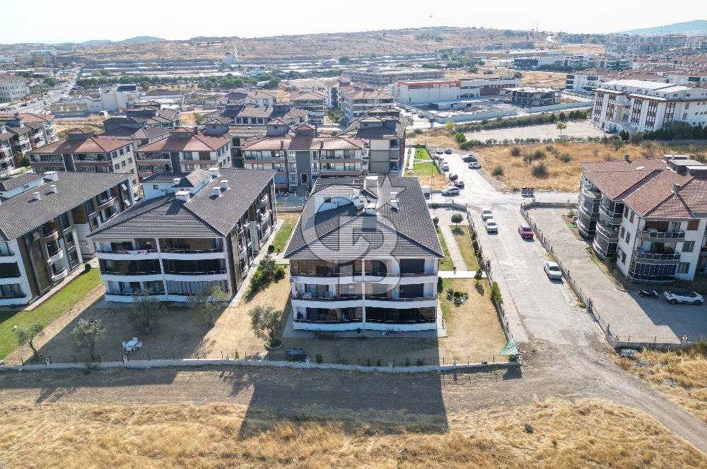 Ayvalık 150 Evler Mh. Site İçinde 3+1 Satılık Geniş Daire