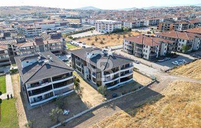 Ayvalık 150 Evler Mh. Site İçinde 3+1 Satılık Geniş Daire