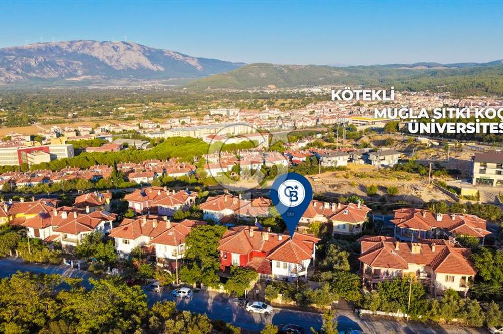 Menteşe Kötekli'de Oturuma Hazır Satılık 4+1 Tripleks Villa 