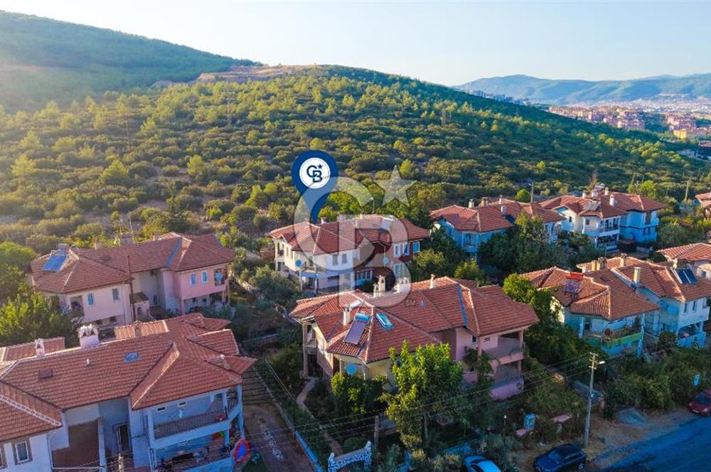 Menteşe Kötekli'de Oturuma Hazır Satılık 4+1 Tripleks Villa 