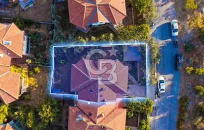 Menteşe Kötekli'de Oturuma Hazır Satılık 4+1 Tripleks Villa 
