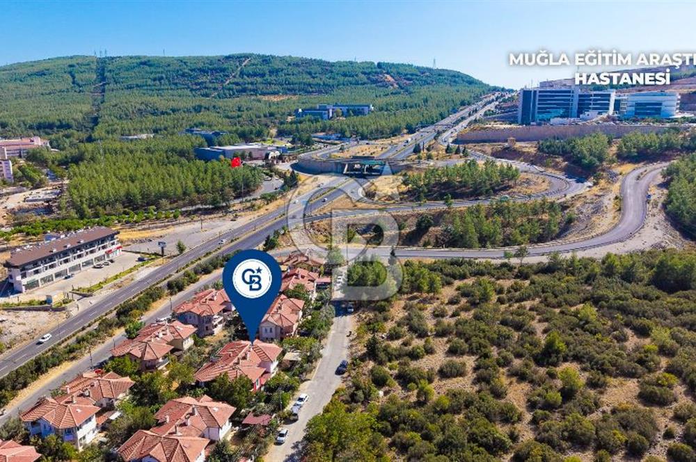 Menteşe Kötekli'de Oturuma Hazır Satılık 4+1 Tripleks Villa 