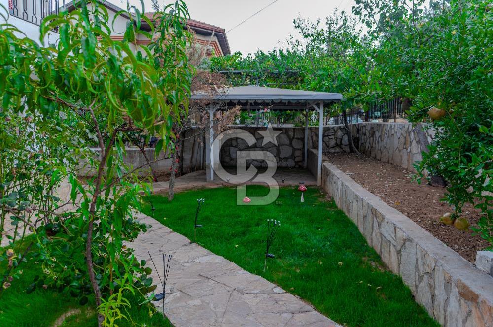 Menteşe Kötekli'de Oturuma Hazır Satılık 4+1 Tripleks Villa 