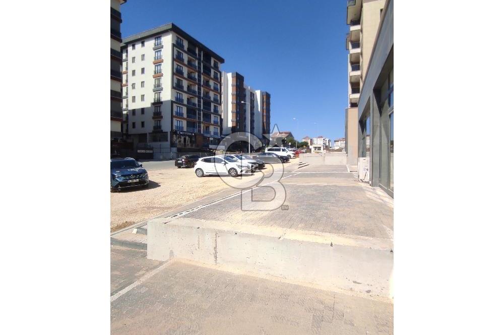 SİLİVRİ YENİ MAHALLE "CENTER OF SİLİVRİ"DE SATILIK SIFIR DÜKKAN