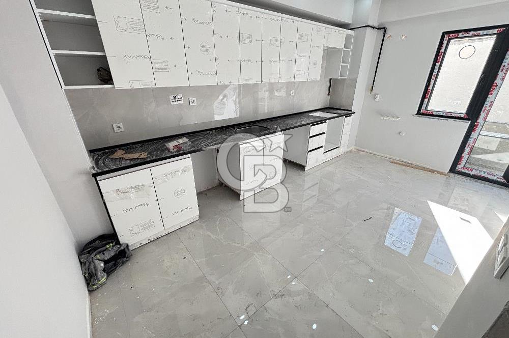 DERİNCE SIRRIPAŞADA SATILIK SIFIR 3+1 DÜZ GİRİŞ DAİRE