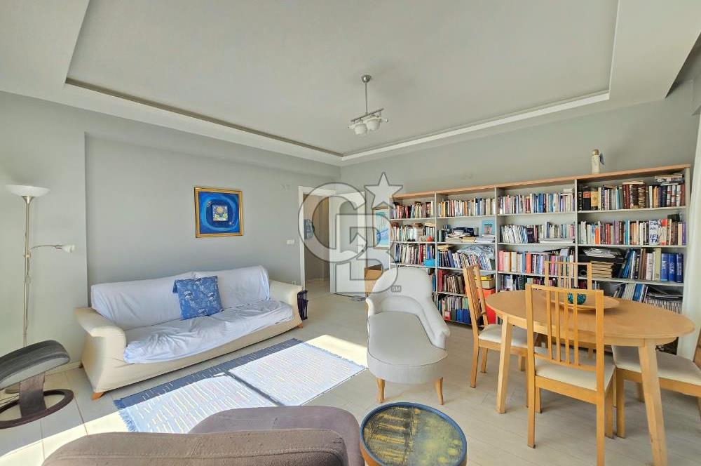 Ayvalık 150 Evler Mh. Site İçinde 3+1 Satılık Geniş Daire