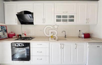 Ayvalık 150 Evler Mh. Site İçinde 3+1 Satılık Geniş Daire