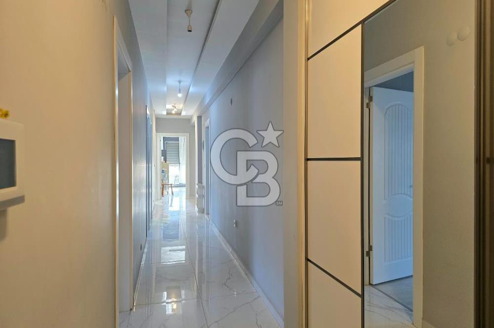 Ayvalık 150 Evler Mh. Site İçinde 3+1 Satılık Geniş Daire