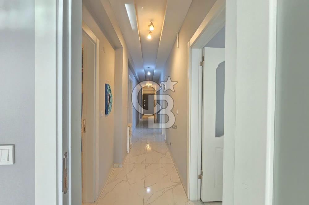 Ayvalık 150 Evler Mh. Site İçinde 3+1 Satılık Geniş Daire