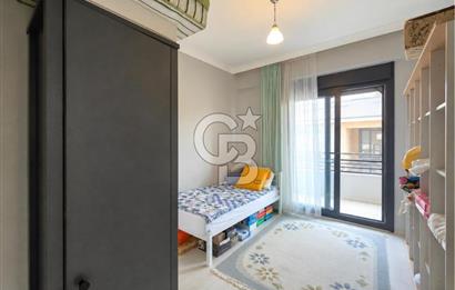 Ayvalık 150 Evler Mh. Site İçinde 3+1 Satılık Geniş Daire