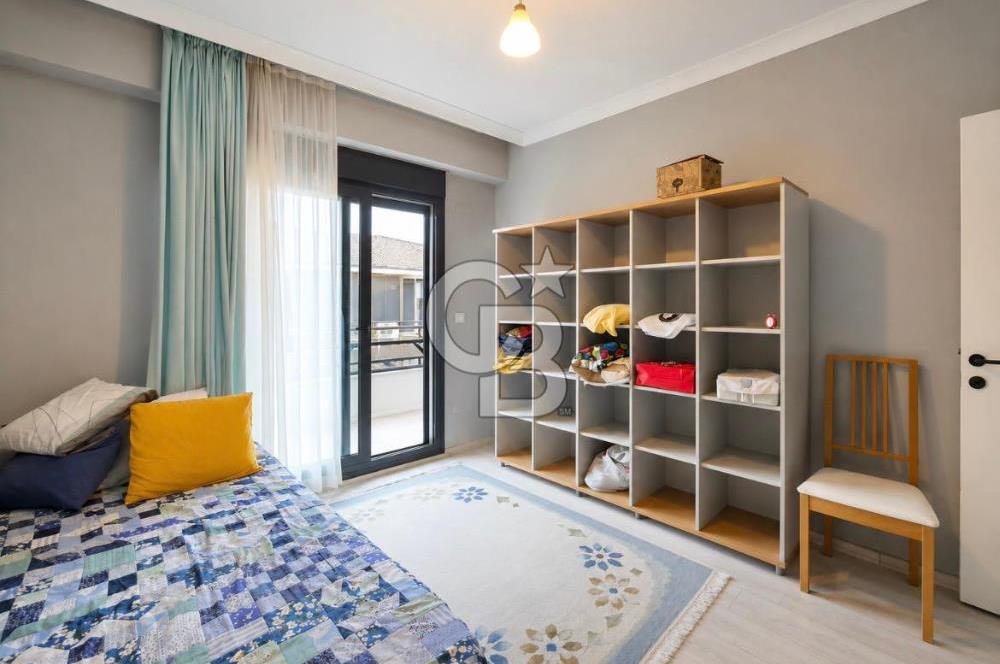 Ayvalık 150 Evler Mh. Site İçinde 3+1 Satılık Geniş Daire