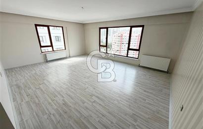DOĞUKENT CADDE ÜZERİ SİTE İÇİNDE 140 M2 KİRALIK 3+1 DAİRE