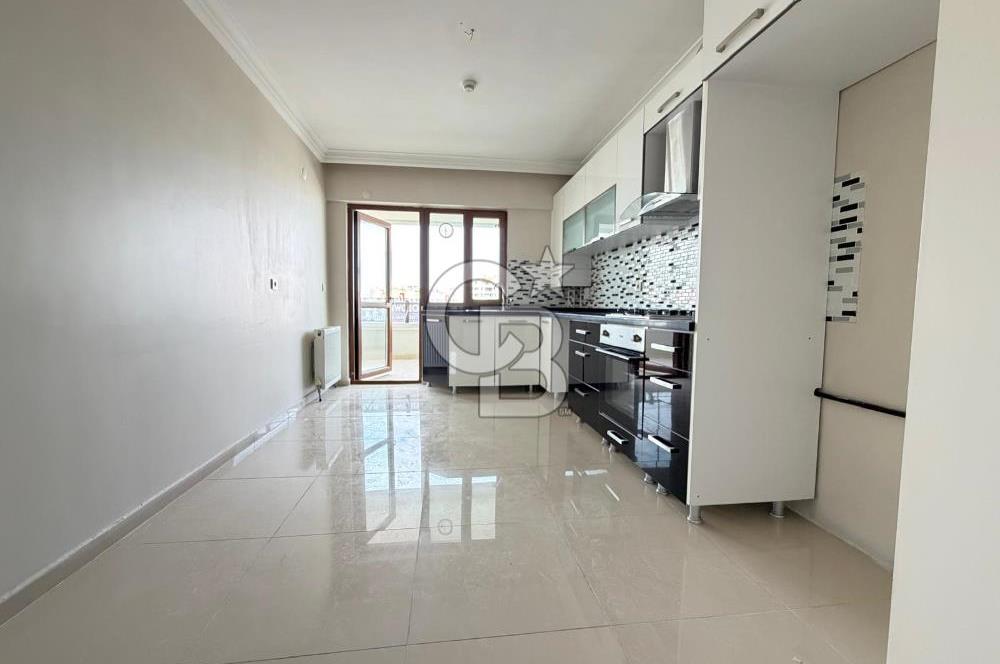 DOĞUKENT CADDE ÜZERİ SİTE İÇİNDE 140 M2 KİRALIK 3+1 DAİRE