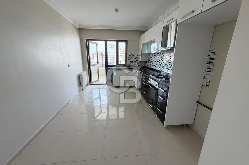 DOĞUKENT CADDE ÜZERİ SİTE İÇİNDE 140 M2 KİRALIK 3+1 DAİRE