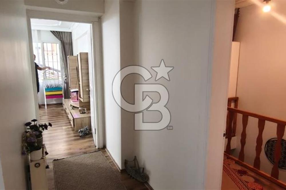 Dikili Gazipaşa mahallesinde Ferah ve Kullanışlı 2+1 Ters Dubleks