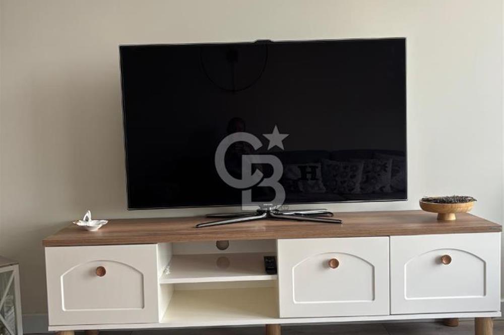BORDO YAŞAMDA GÜNCEL KİRACILI 1+1 SATILIK DAİRE