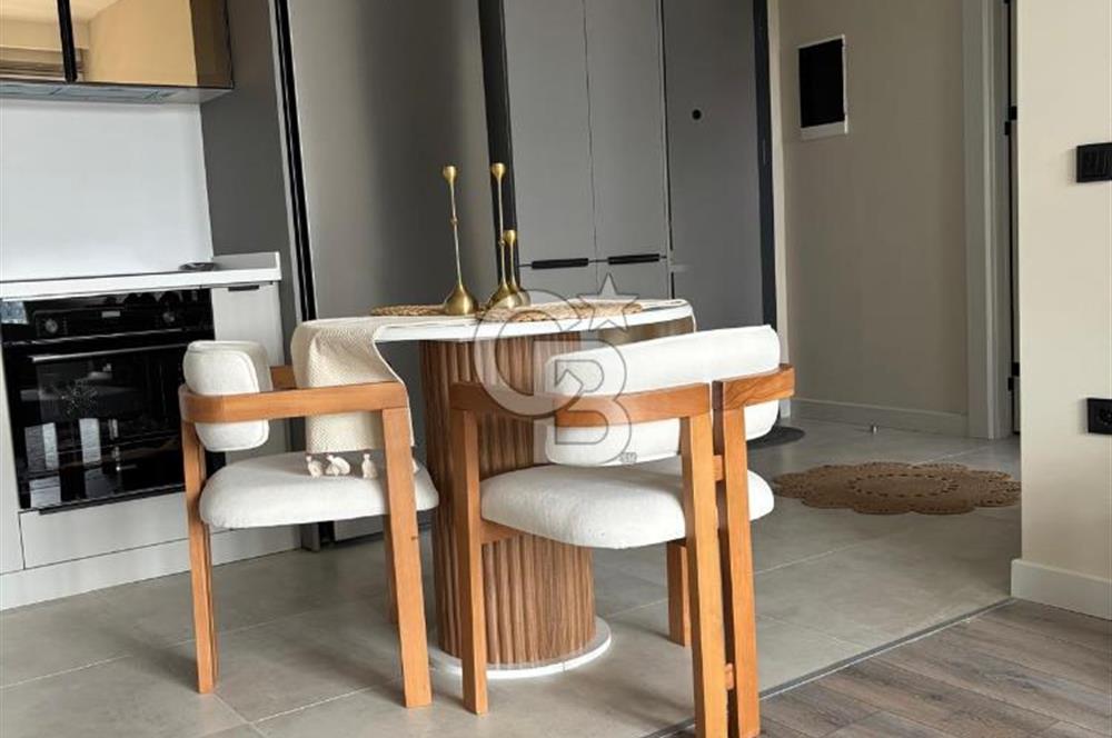 BORDO YAŞAMDA GÜNCEL KİRACILI 1+1 SATILIK DAİRE