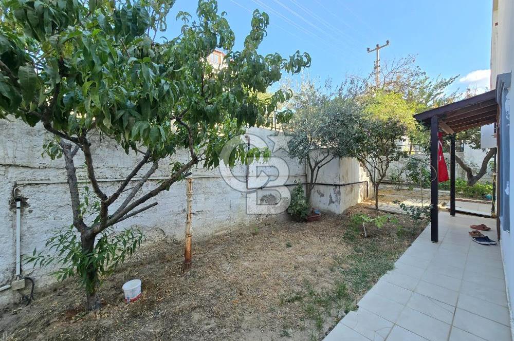 Burhaniye Pelitköy de Denize Yakın Satılık 3+1 Villa