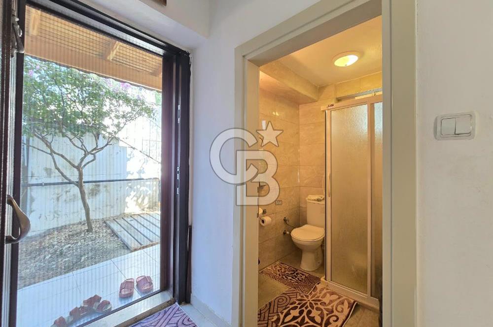 Burhaniye Pelitköy de Denize Yakın Satılık 3+1 Villa