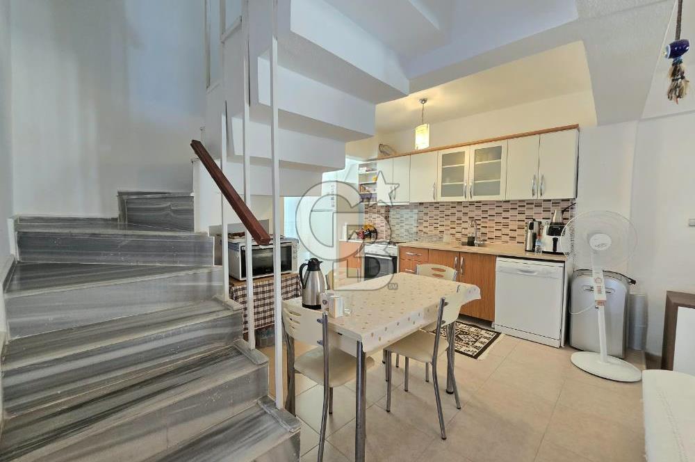 Burhaniye Pelitköy de Denize Yakın Satılık 3+1 Villa