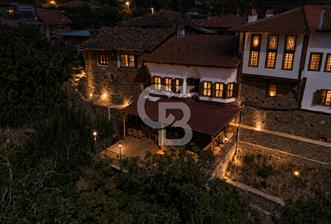 BİRGİ'DE TARİHİ KONAKTA 7 ODALI KİRALIK BUTİK OTEL & RESTAURANT - 1 - 373296