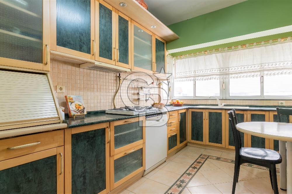 BOSTANLIDA DENİZE YÜRÜME MESAFESİNDE EŞYALI 2+1 KİRALIK DAİRE