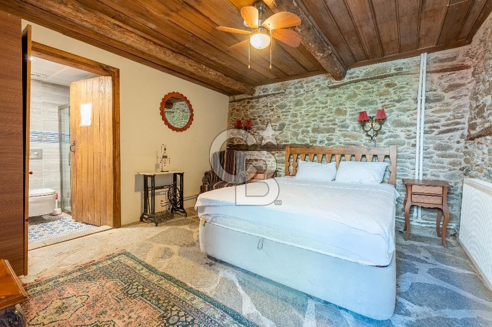BİRGİ'DE TARİHİ KONAKTA 7 ODALI KİRALIK BUTİK OTEL & RESTAURANT
