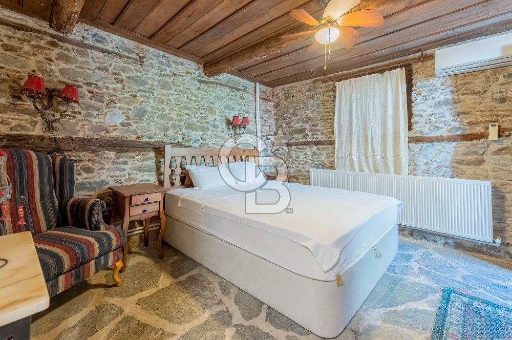 BİRGİ'DE TARİHİ KONAKTA 7 ODALI KİRALIK BUTİK OTEL & RESTAURANT