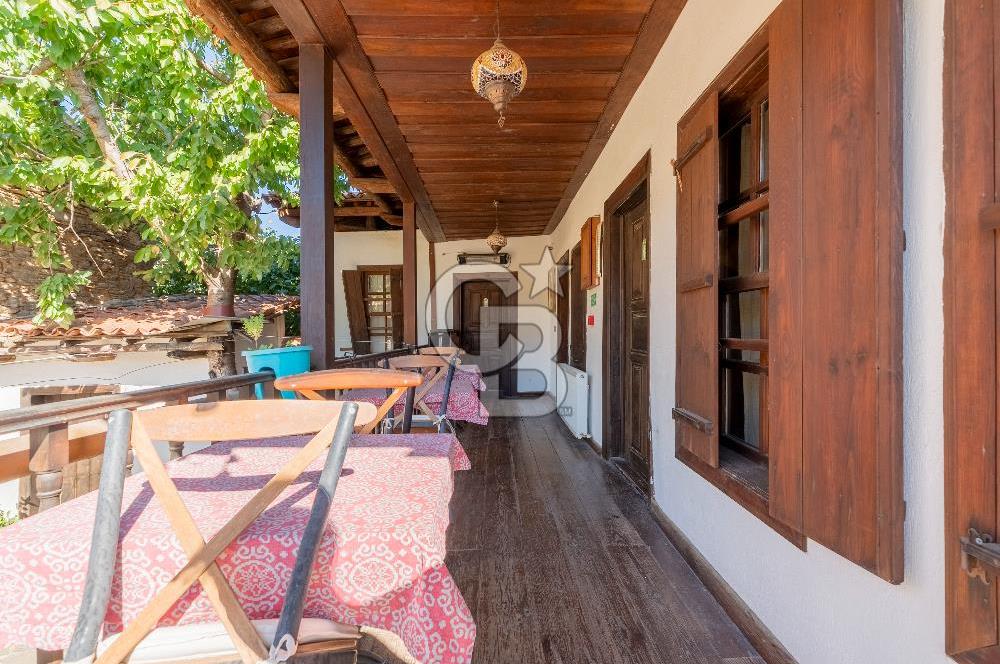 BİRGİ'DE TARİHİ KONAKTA 7 ODALI KİRALIK BUTİK OTEL & RESTAURANT