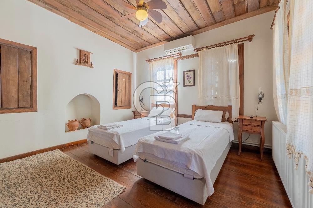 BİRGİ'DE TARİHİ KONAKTA 7 ODALI KİRALIK BUTİK OTEL & RESTAURANT