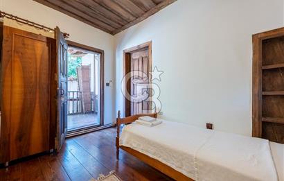 BİRGİ'DE TARİHİ KONAKTA 7 ODALI KİRALIK BUTİK OTEL & RESTAURANT