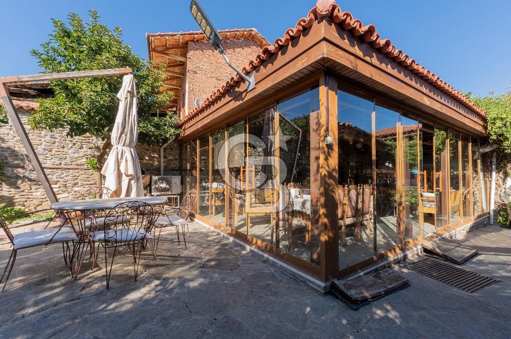 BİRGİ'DE TARİHİ KONAKTA 7 ODALI KİRALIK BUTİK OTEL & RESTAURANT