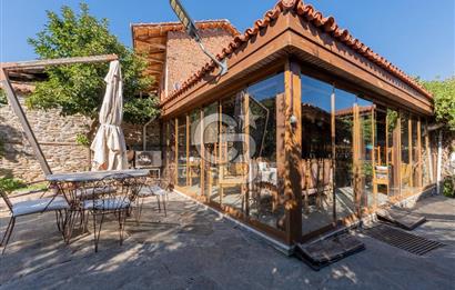BİRGİ'DE TARİHİ KONAKTA 7 ODALI KİRALIK BUTİK OTEL & RESTAURANT